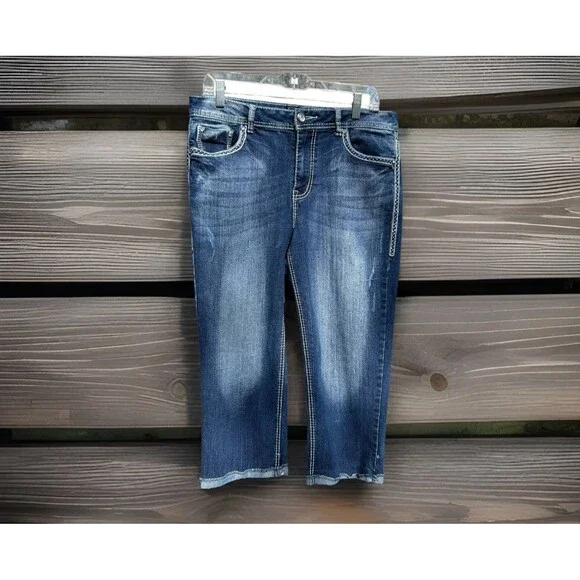 Cato Capri Blue Jean Cuffed Cropped Embellished Stretch Flap Pockets - Size 12 - Picture 1 of 13